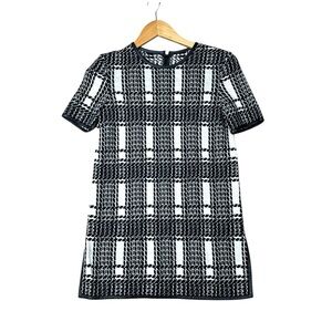 Elegant Monochrome Women's Blouse